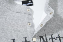 SKATE PARK KNIGHT GRAPHIC SWEATSHIRT; Gray; garment construction detail