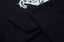 BLACK E78 CAT PORTRAIT SLOGAN T-SHIRT; Black; fabric detail