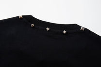 BLACK E78 CAT PORTRAIT SLOGAN T-SHIRT; Black; garment construction detail