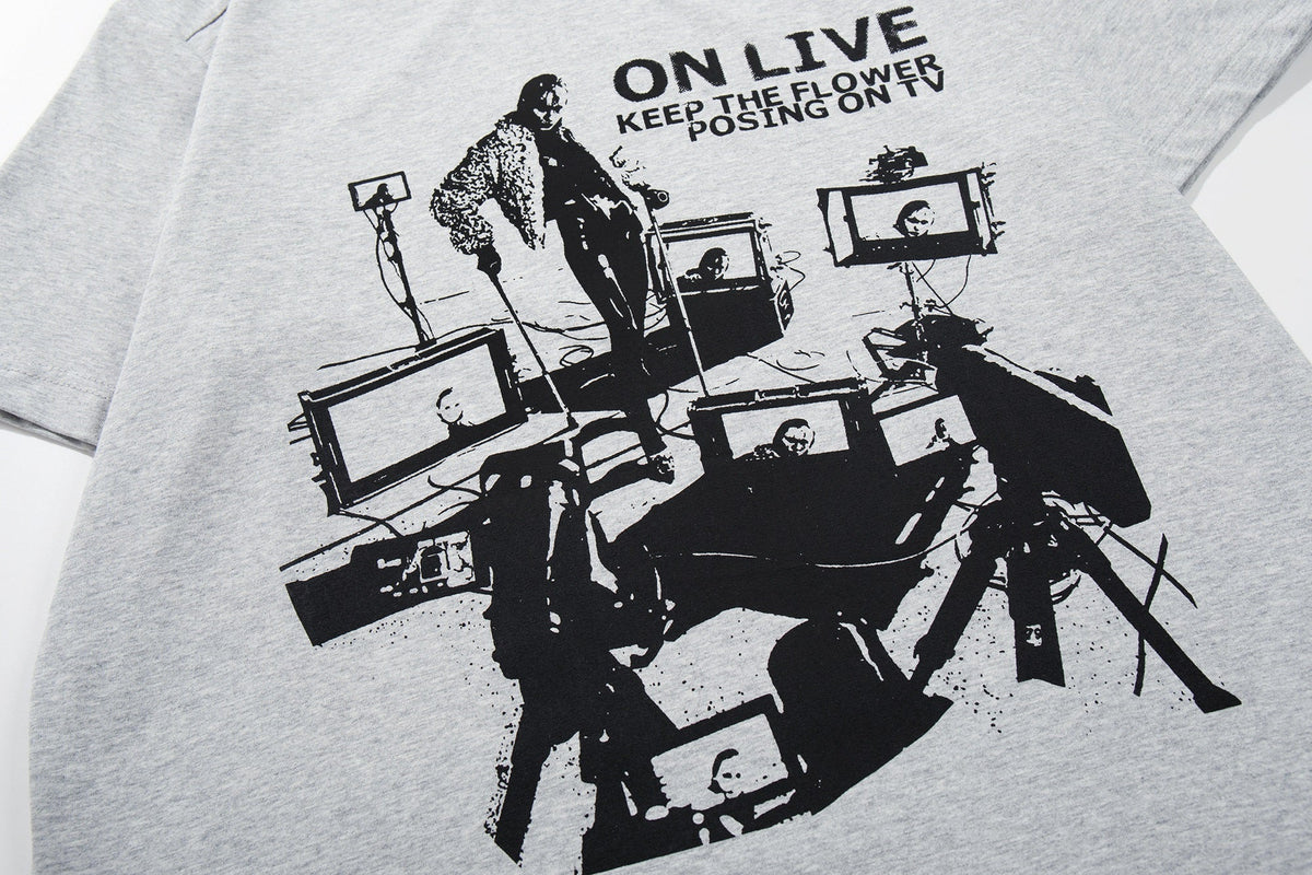 BLACK E78 ON LIVE SCREEN COLLAGE T-SHIRT; Gray; design detail