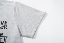 BLACK E78 ON LIVE SCREEN COLLAGE T-SHIRT; Gray; garment construction detail