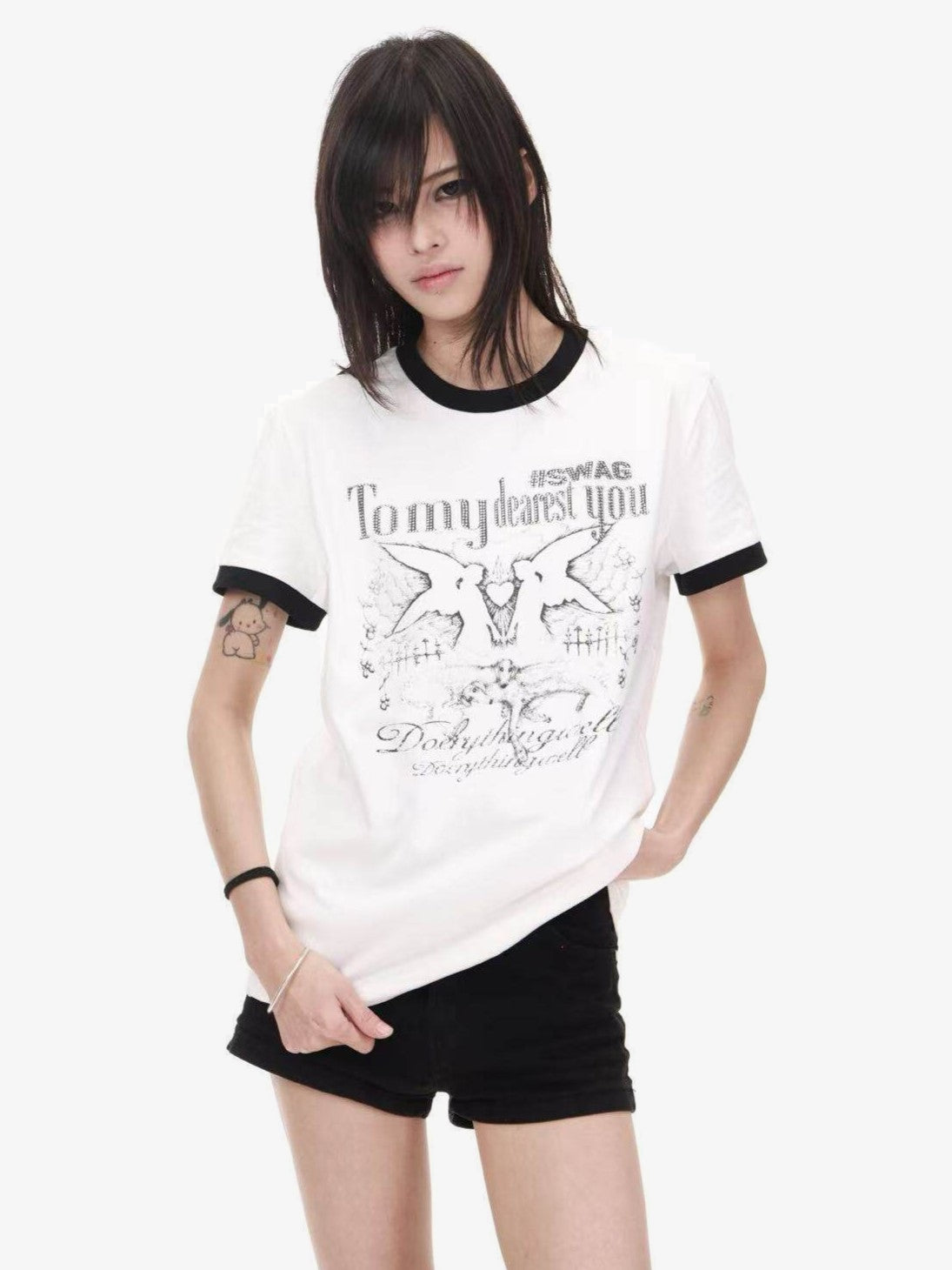 DETW ANGEL HEART RINGER T-SHIRT; White; model view