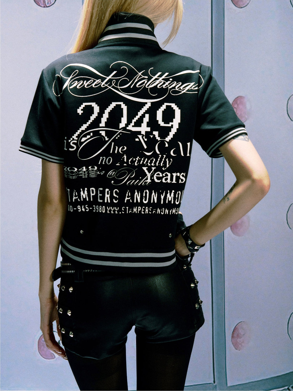 PAIKI SKULL MUSIC ZIP FRONT T-SHIRT; Black; model view
