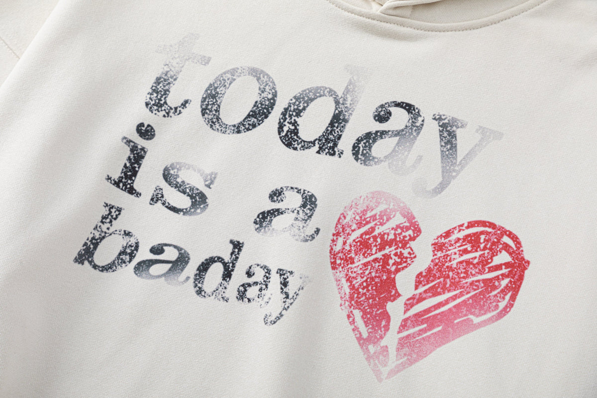 TRYTHM CLUB | Heart Script Hoodie - product detail