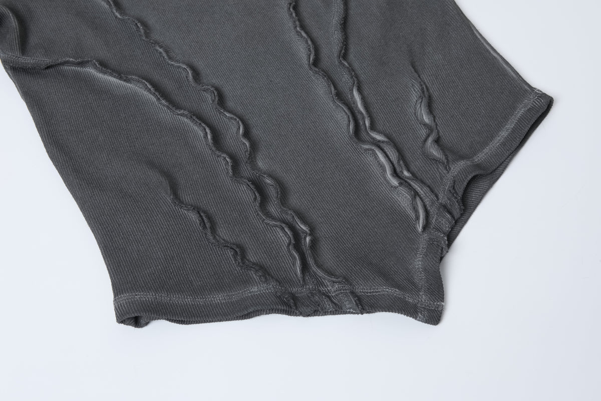 ATSF30 | Sculpted Seam Pointed Hem Sweatshirt - product detail
