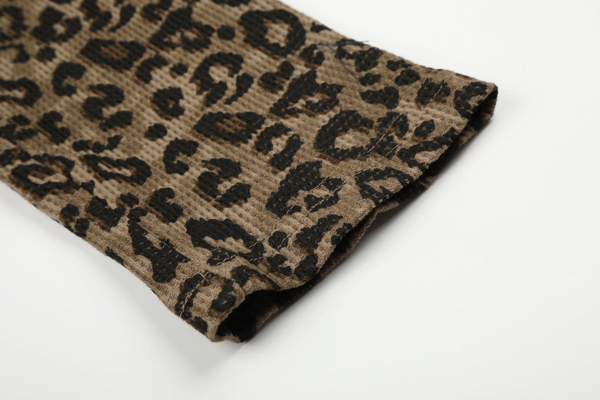 BLACK ENERGY | Leopard Sleeve Photo Collage Sweatshirt - product detail