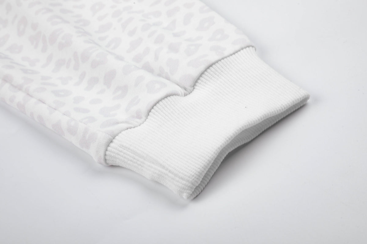 BLACK ENERGY | Tonal Leopard Frog Button Sweatshirt - product detail