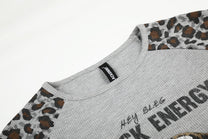 BLACK ENERGY | Lip Print Leopard Sleeve Sweatshirt - product detail