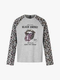 BLACK ENERGY | Lip Print Leopard Sleeve Sweatshirt in Gray - front view