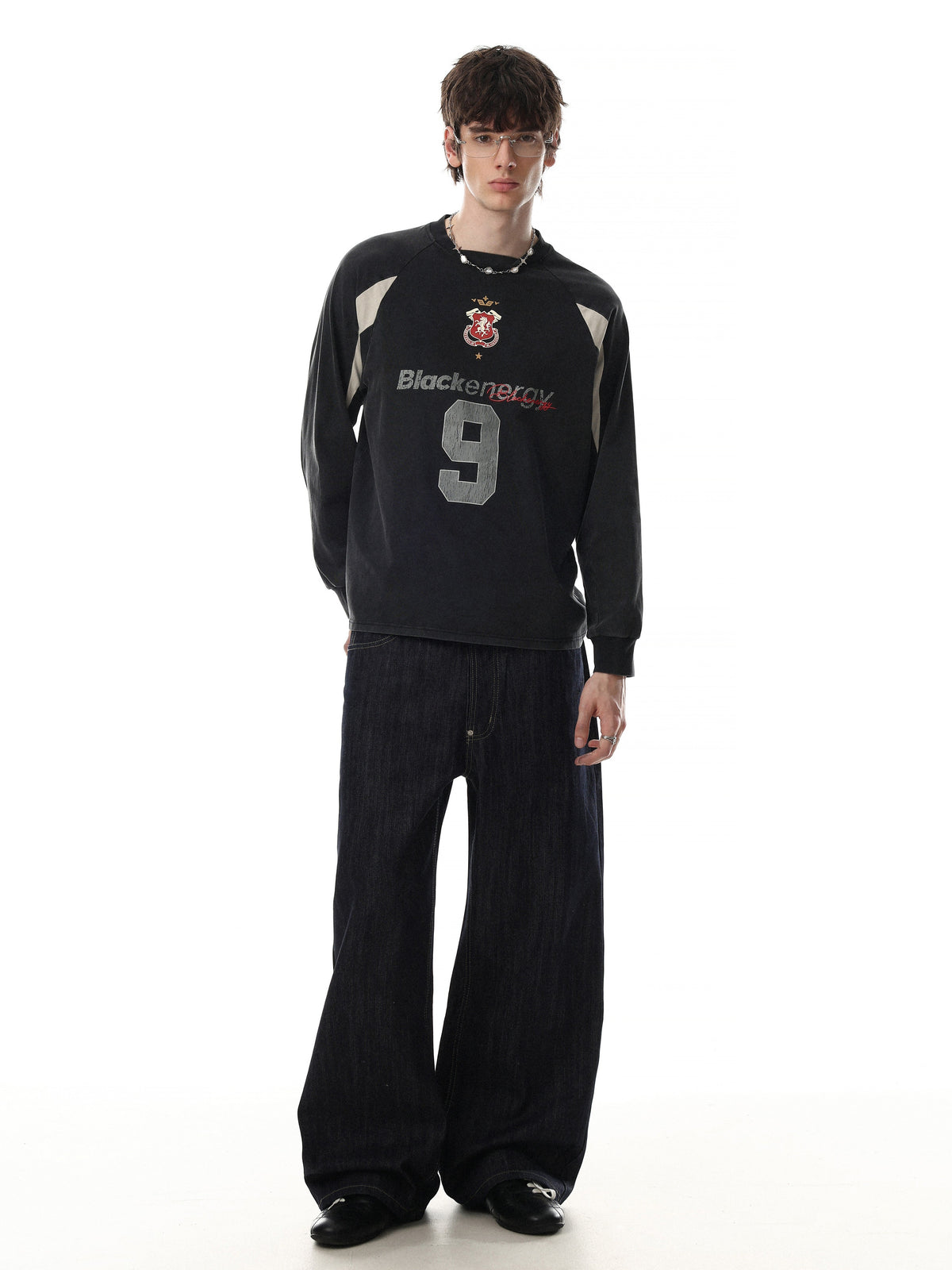 BLACK ENERGY | Number 9 Panel Sweatshirt - product detail
