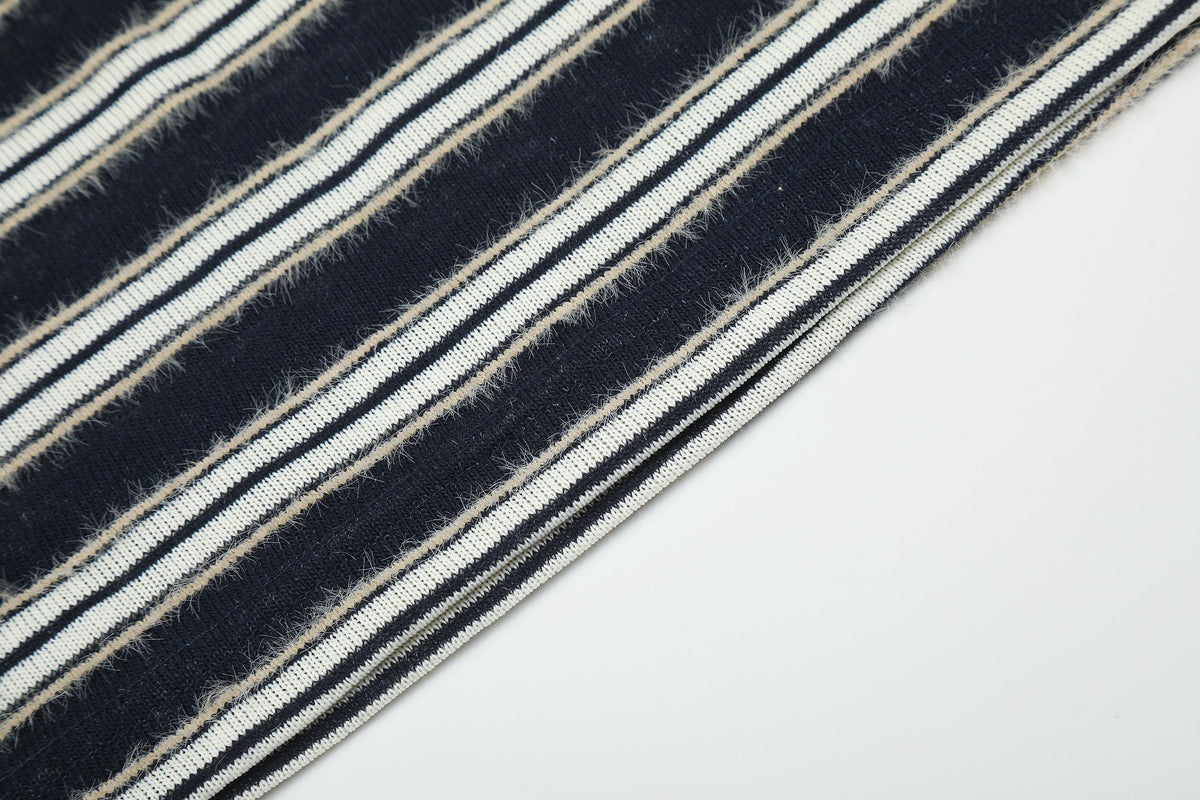 BLACK ENERGY | Faux Fur Collar Striped Sweatshirt - product detail