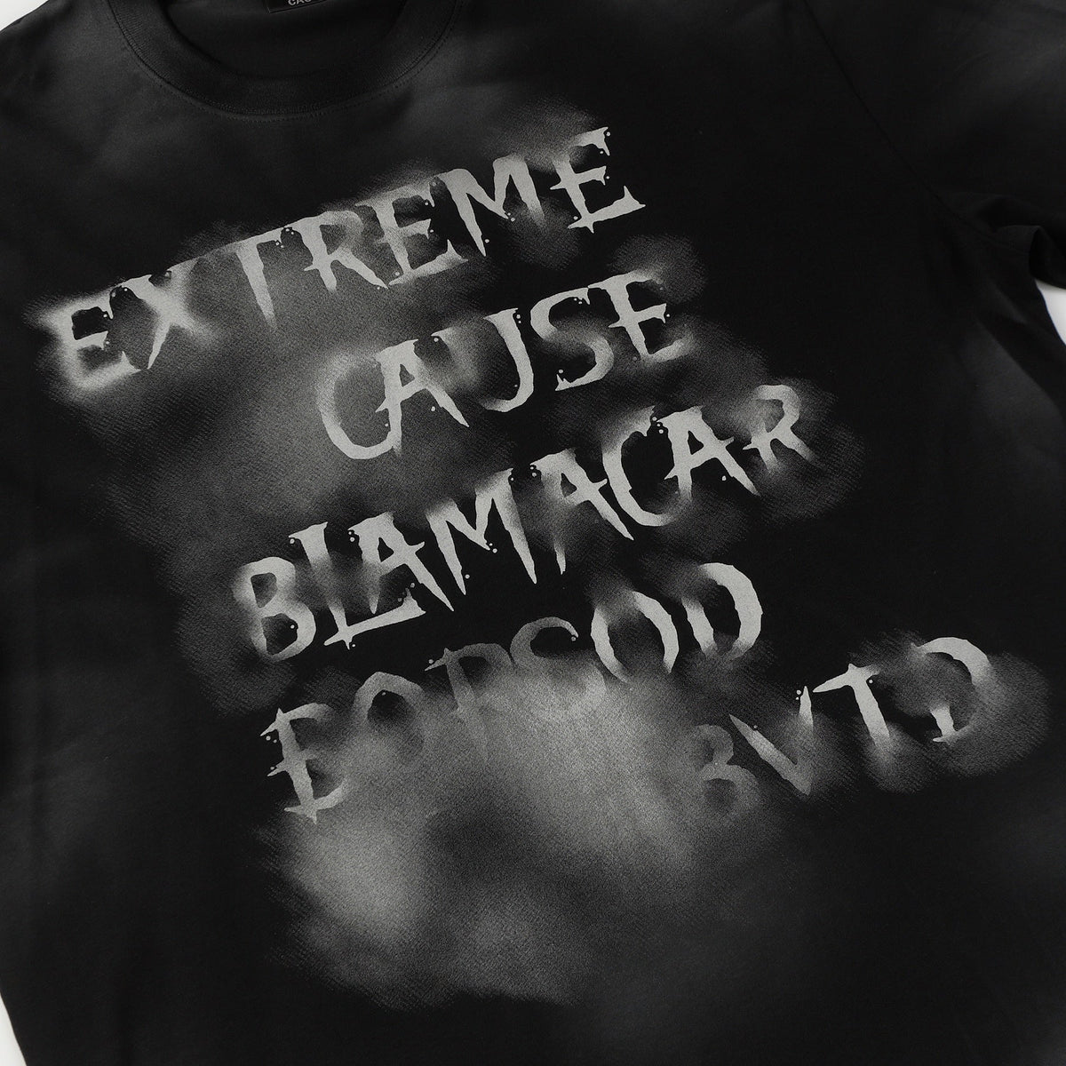 EXTREME CAUSE | Spray Paint Letter Sweatshirt - product detail
