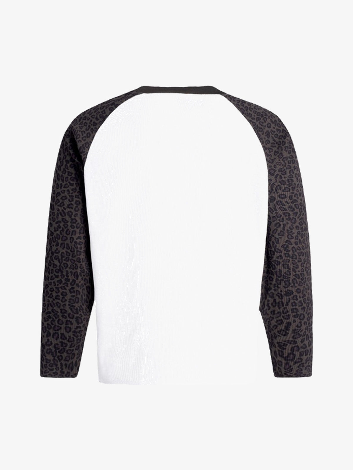 MT99 | Leopard Raglan Letter Sweatshirt in White - back view