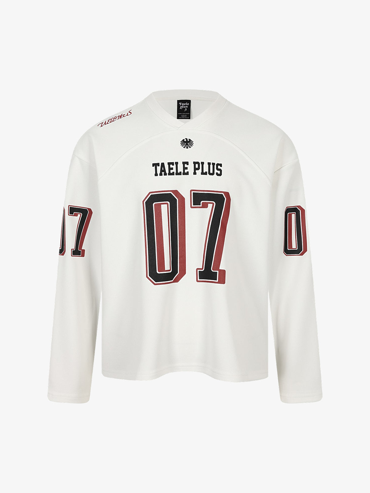 TAELE PLUS | Number 07 Sweatshirt in White - front view