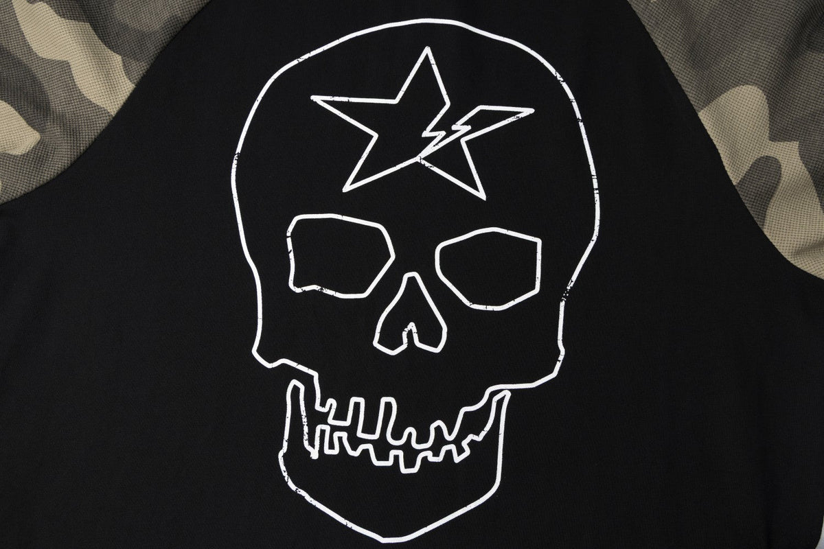 TAELE PLUS | Skull Star Camo Sleeve Sweatshirt - product detail