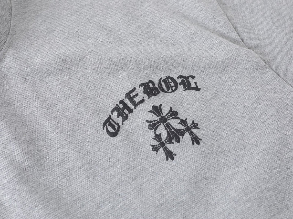 BANG OU LUO | Distressed Gothic Lettering T-Shirt - product detail