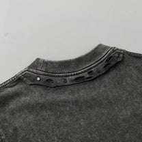 EXTREME CAUSE | Studded-Collar Curved-Seam T-Shirt - product detail