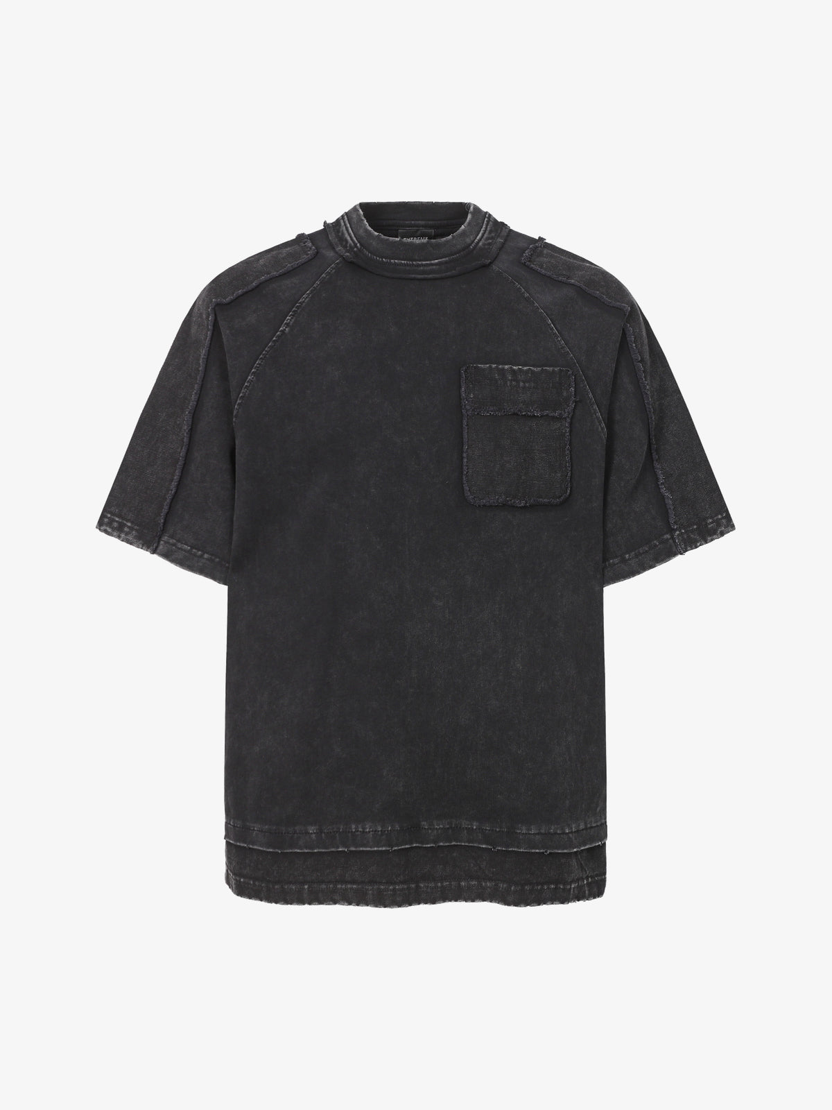 EXTREME CAUSE | Raw-Edge Pocket Raglan T-Shirt in Black - front view