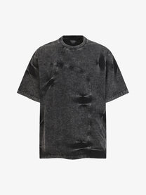 EXTREME CAUSE | Asymmetric Curved-Panel Washed T-Shirt in Black - front view