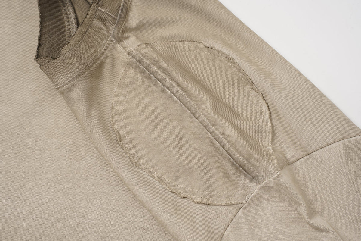 EXTREME CAUSE | Raw-Edge Utility-Panel T-Shirt - product detail