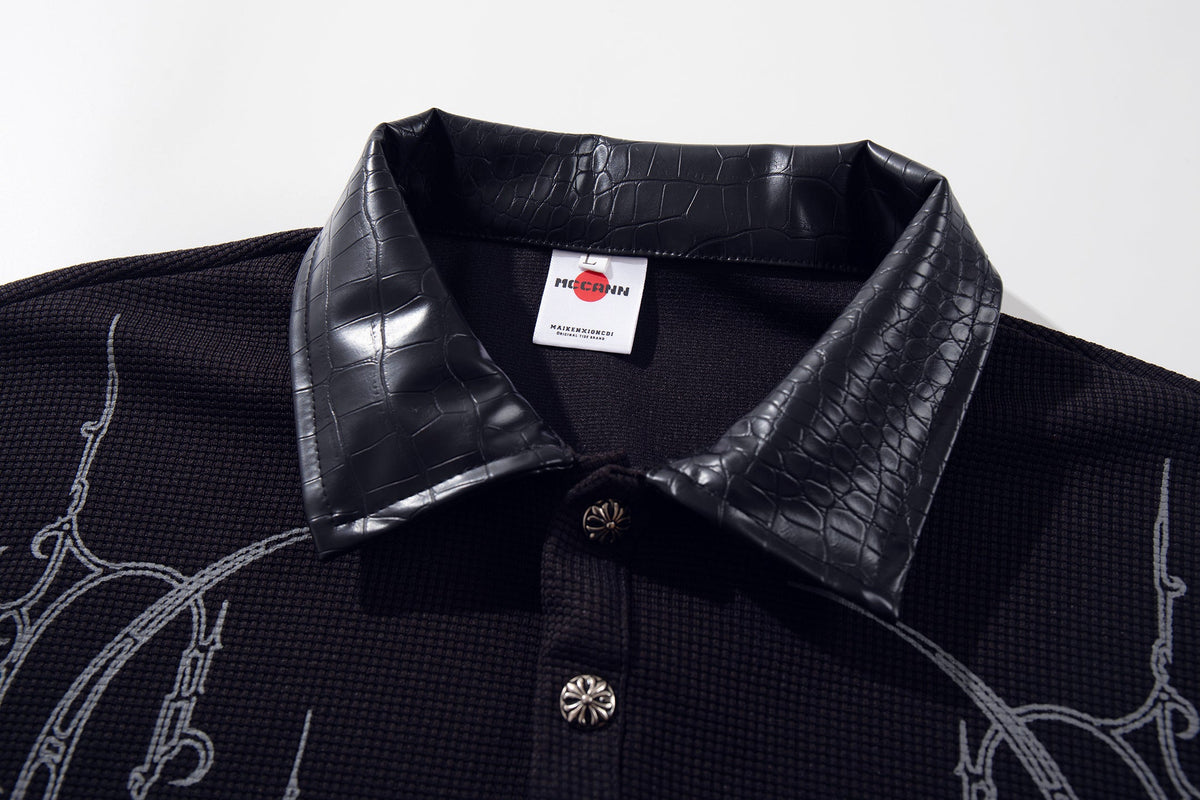 MCCNN | Ornamental Text Contrast-Trim Polo Shirt - product detail
